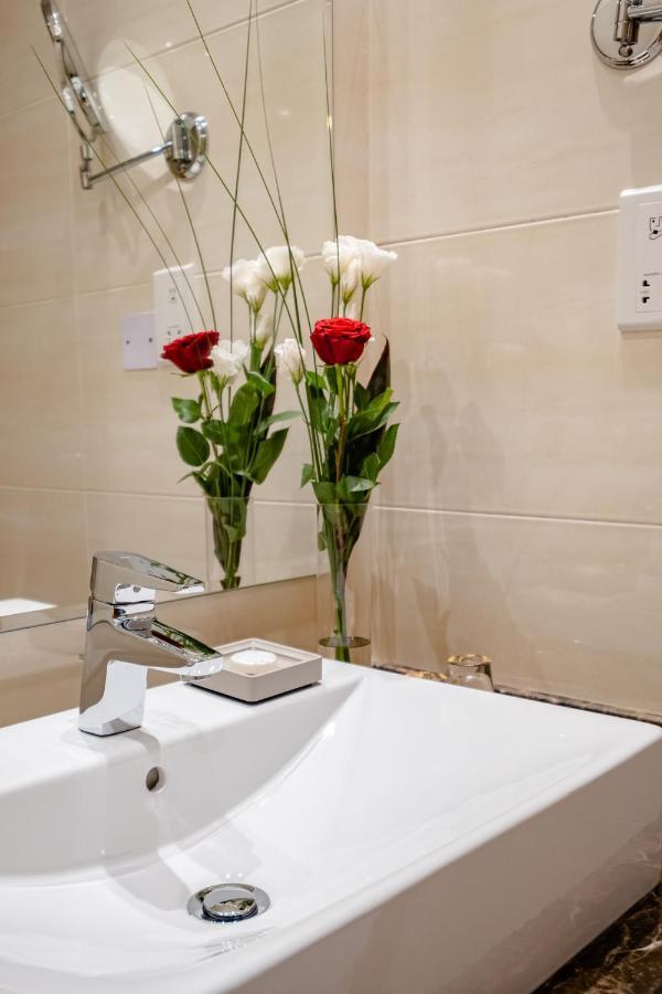 דובאי Peony Hotel מראה חיצוני תמונה