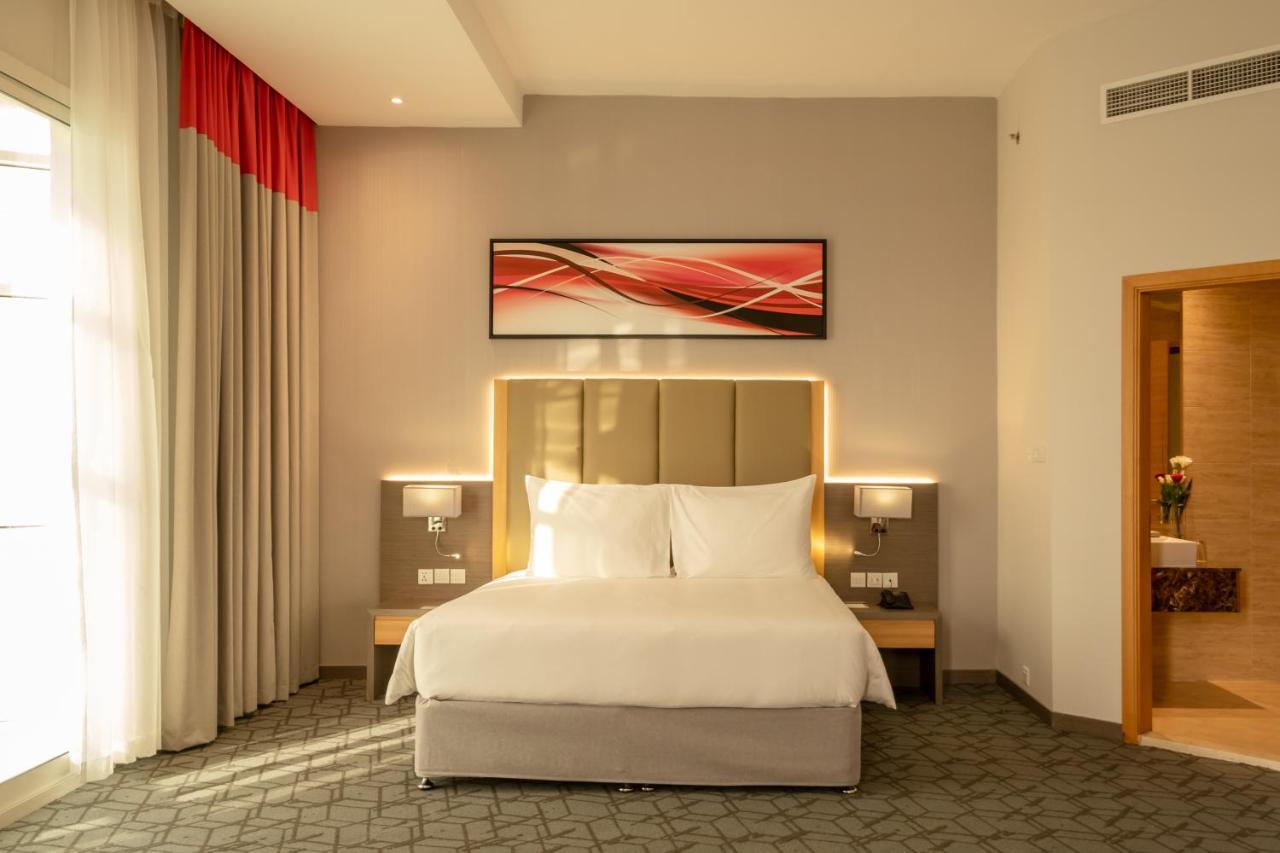 דובאי Peony Hotel מראה חיצוני תמונה