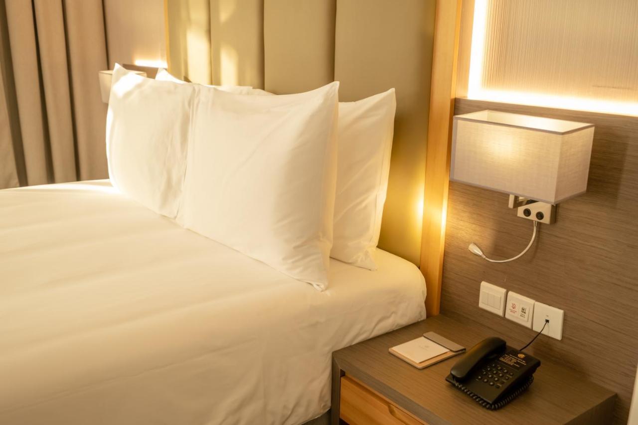 דובאי Peony Hotel מראה חיצוני תמונה