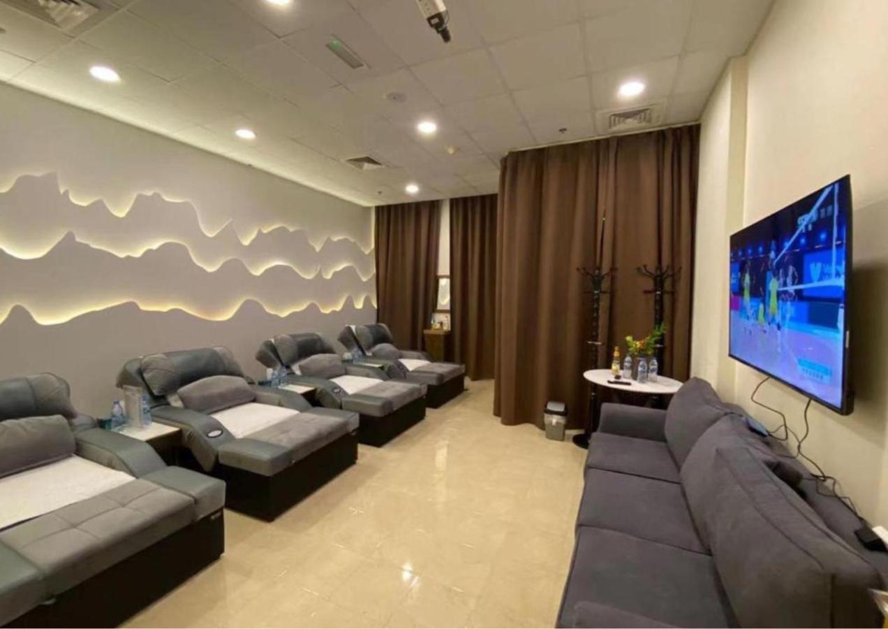 דובאי Peony Hotel מראה חיצוני תמונה