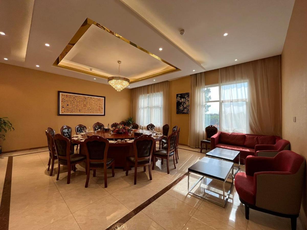 דובאי Peony Hotel מראה חיצוני תמונה