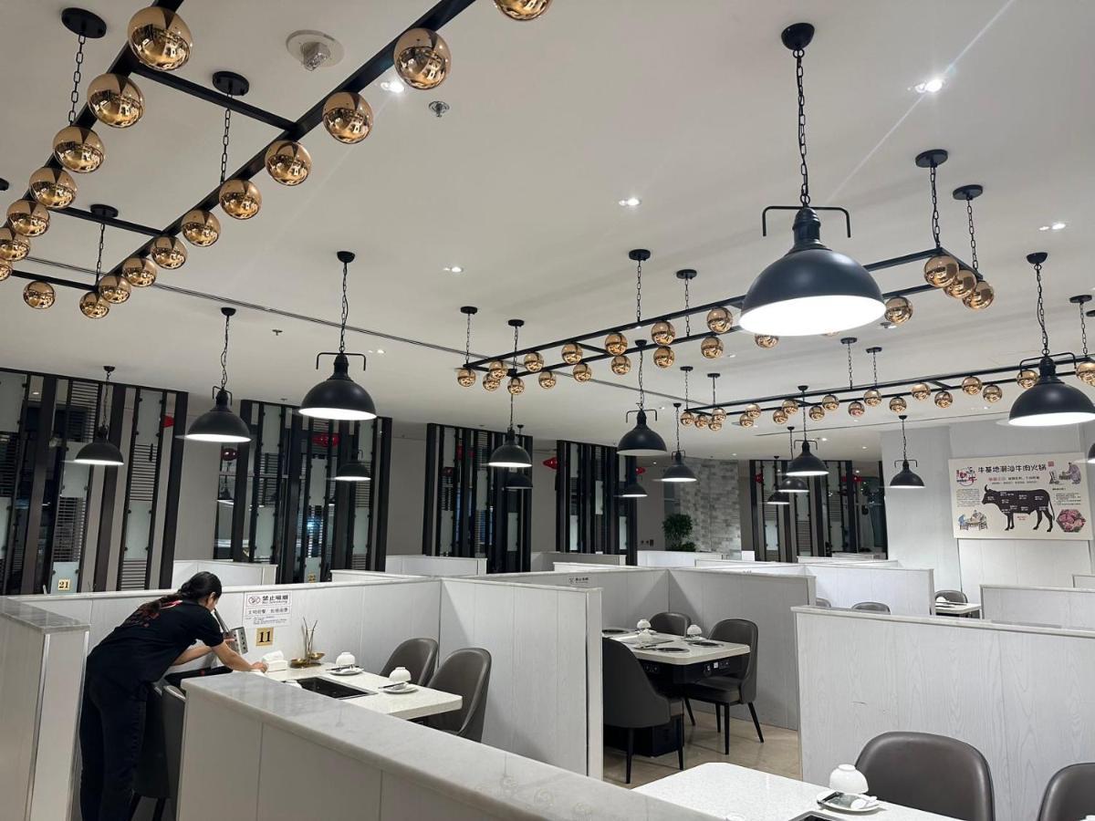דובאי Peony Hotel מראה חיצוני תמונה